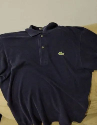 Camisa azul escuro da Lacoste original tamanho G em um estado excelente