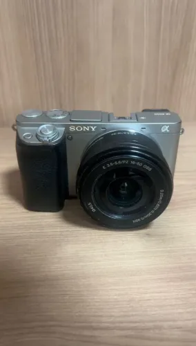 Câmera Sony 6000