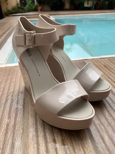 Melissa Original Salto
