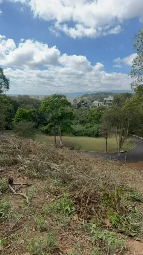 Terreno em condomínio fechado Monterey Ville  até 930m²  oportunidade