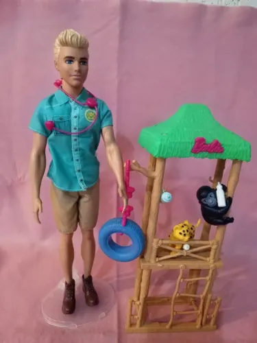 Ken veterinário, boneco da Mattel original para crianças brincar ou colecionadores