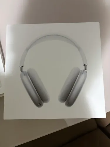 Air Pods Max - Semi Novo