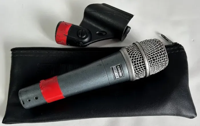 Shure Beta 57a Microfone dinâmico profissional Novo cabo de 10 metros incluído