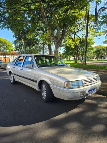 Volkswagen Santana Glsi / GLS 1.8/ 2.0 (álcool) 1995