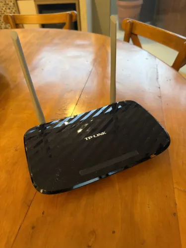 Roteador Tplink C20 - super completo - robusto - pouco usado