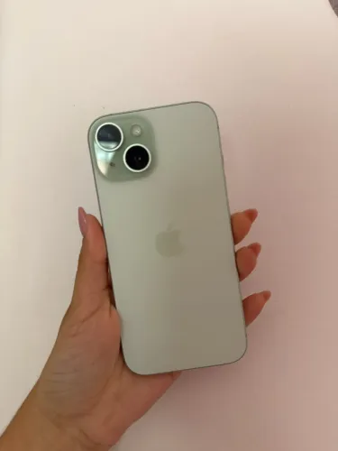 iPhone 15