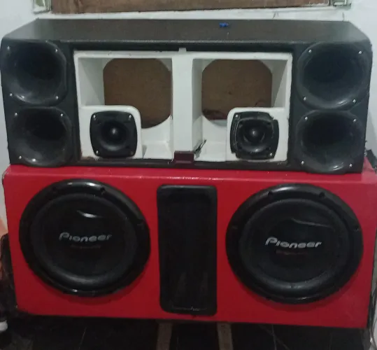 Vende-se som ou troco por iPhone
