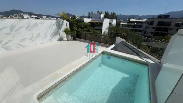 Recreio dos Bandeirantes | Cobertura 3 quartos, sendo 1 suite