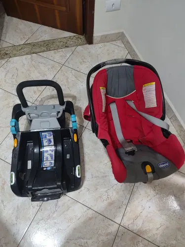 Bebe Conforto CHICCO com Base Niveladora