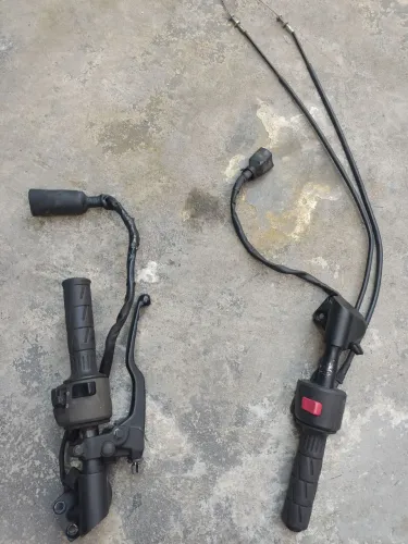Guidão com punhos kawazaki Ninja250R 