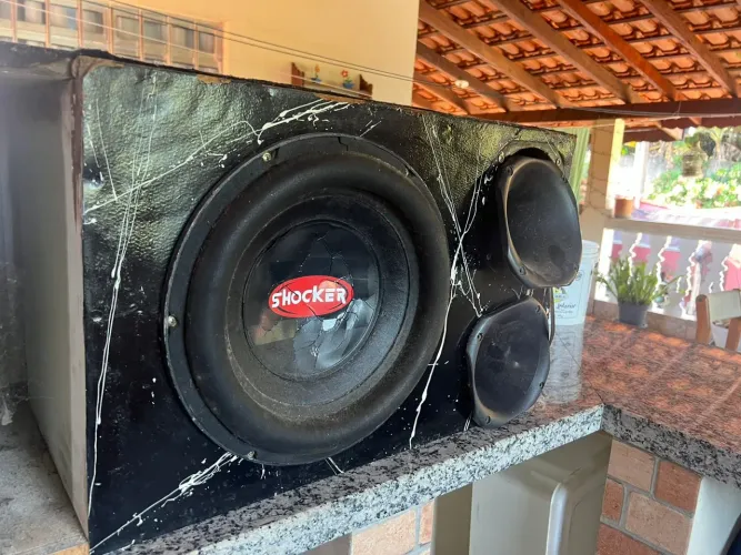 Vendo caixa de som automotivo 