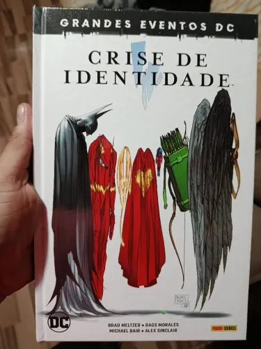 Hq Crise De Identidade (Grandes Eventos DC) (lacrada)