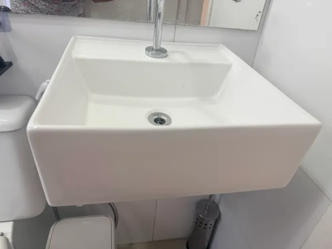 Vendo pia de banheiro