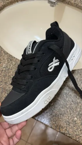 Sapatos e sandálias