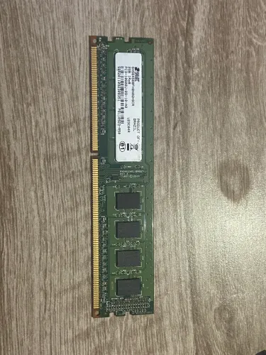 Memória ram ddr3 1333mhz, contém 12 unidades.