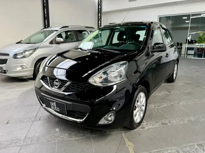 Nissan March SV 1.6 16V Flexstart 5P Mec. 2015