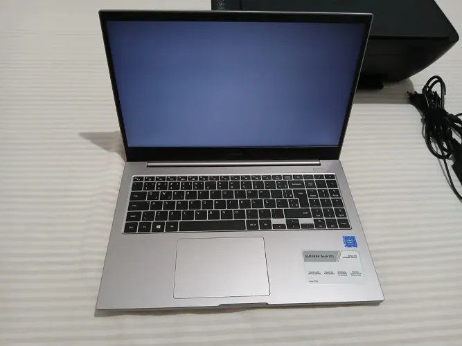 Notebook Samsung Book E20