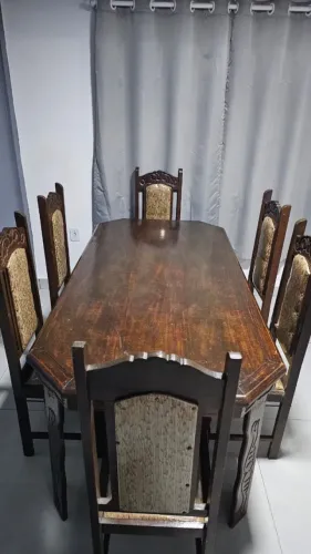 Conjunto de Jantar - Mesa em Sucupira com 6 Cadeiras Estofadas