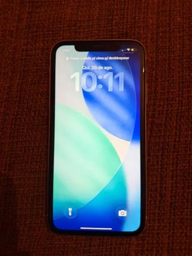 iPhone 11