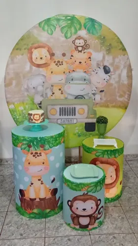 Decoração de festa Peg e Monte 