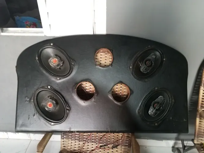Vende se tampao do astra com som