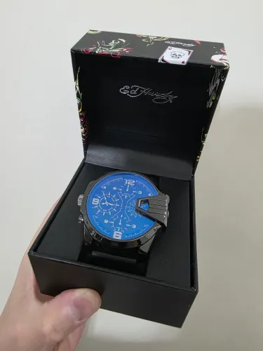 Vendo Relógio Ed Hardy Importado ?