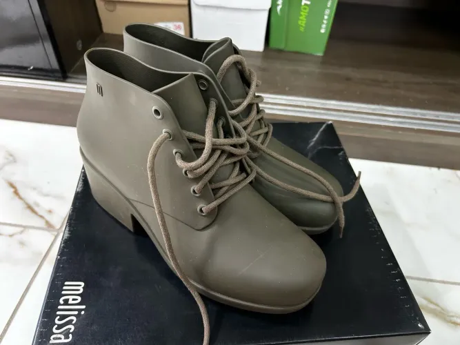 bota melissa tam 37