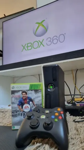 Xbox 360 Slim + 2 controles + Hd Externo 160Gb