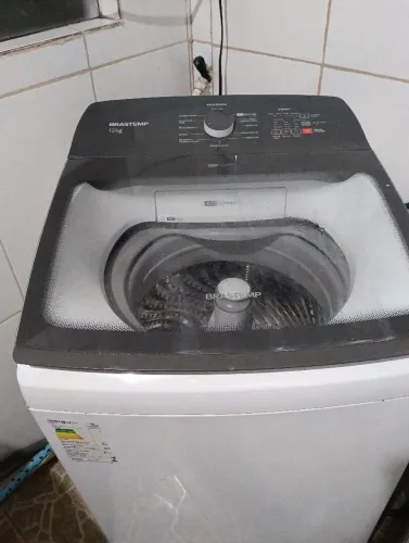 Vendo uma máquina de lavar roupa Brastemp 12k