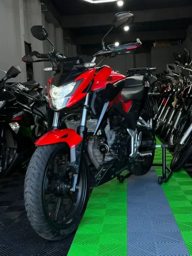 Honda CB 300F Twister Flex