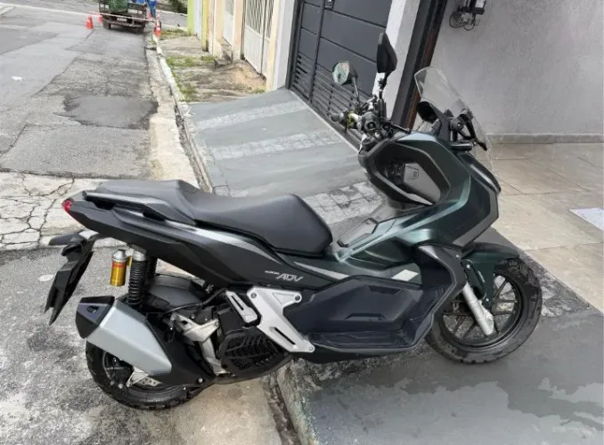 Honda ADV 160 em excelente estado!