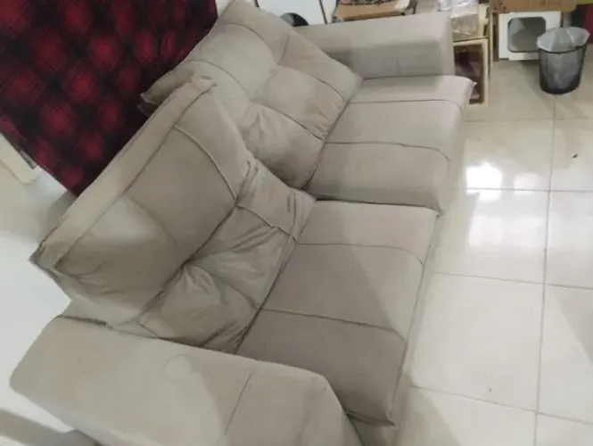 Sofá Retrátil e Reclinável 