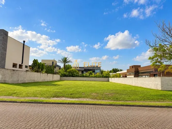 Terreno à Venda no Urbanova, Condomínio Chácaras Serimbura | 1.200m² Plano - São José dos