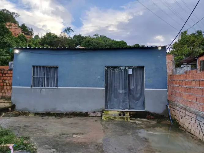 Casa no Jorge Teixeira a venda - parcelo