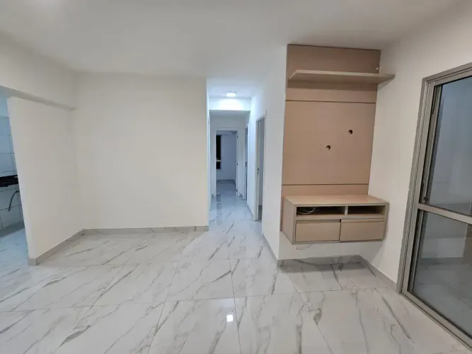 ALUGO APTO BRISAS ALTOS DO CALHAU ANDAR ALTO NASCENTE 75 m² 03 QTS