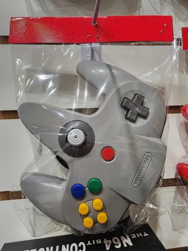 Controle original de Nintendo 64 seminovo analogico top