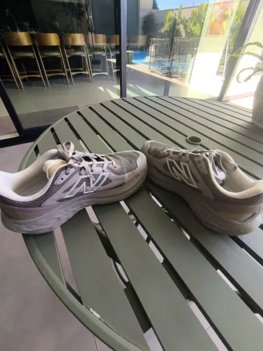 Tênis New balance 37