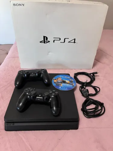 Video Game Playstation 4 slim 1 TB