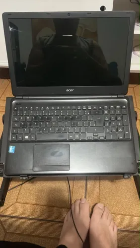 Notebook Acer Intel Core i3 1.7 GHz. HD SSD kingston 500
