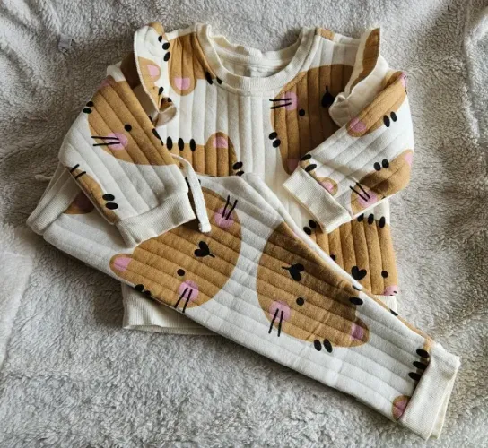 Roupas variadas de menina até 2 anos