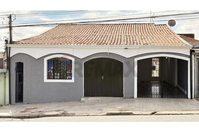 Casa 3 dormitórios - Parque das Laranjeiras