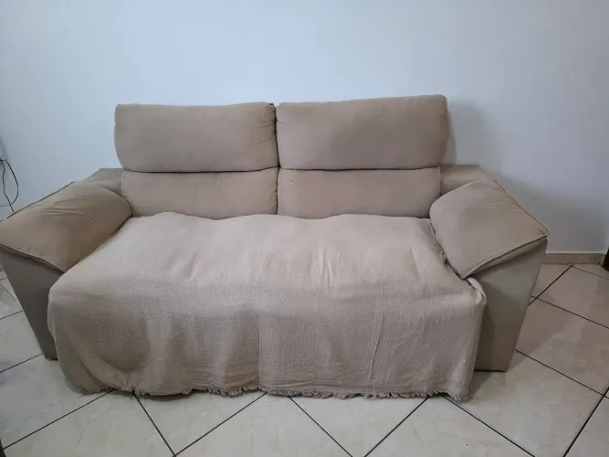 Sofá Retrátil e Reclinável 3 Lugares Bege