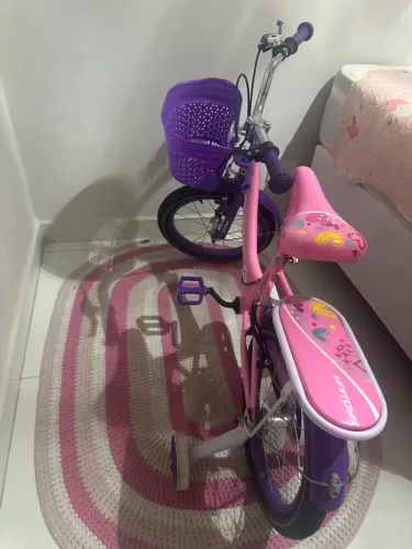 Bicicleta menina aro 18 estado de nova