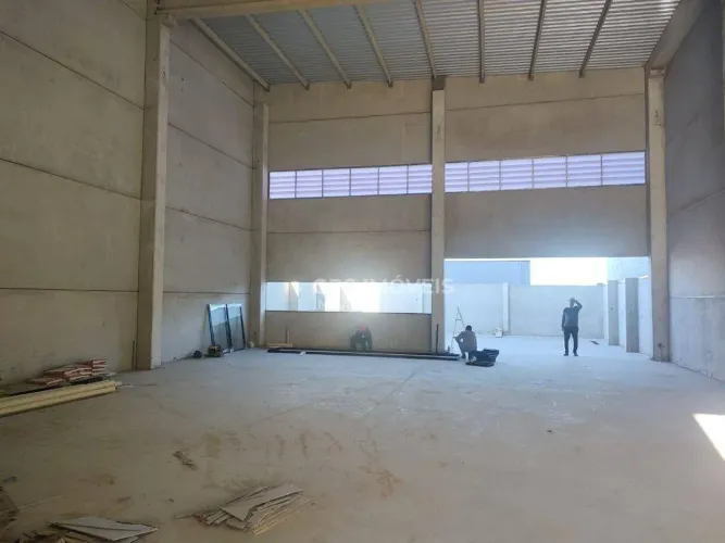 Galpão industrial com 526 m² à venda e para locação no bairro Distrito DIN em Indaiatuba/S