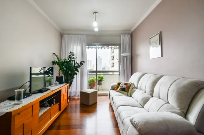 Apartamento para venda em Aclimação com 3 dormitórios, sendo 1 suíte, 2 vagas, 88m²