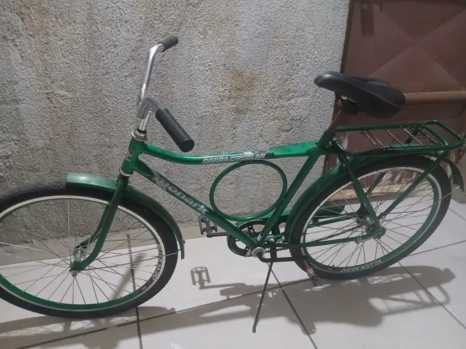 Bicicleta monarquia nova
