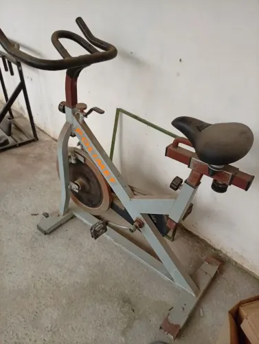 Bicicleta ergométrica spining 