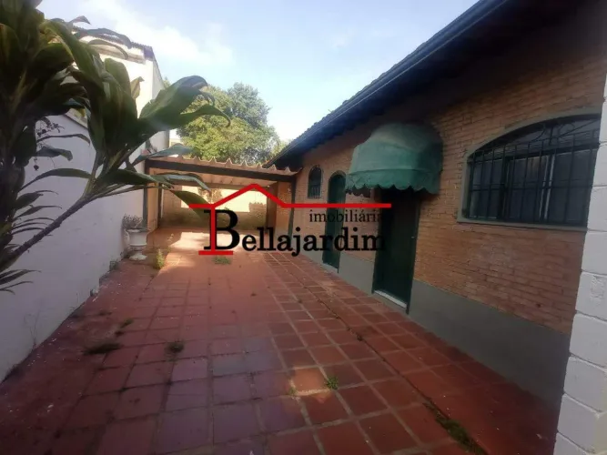 Sobrado Comercial com 3 salas para alugar, 290 m² no Bairro Vila Homero Thon em Santo Andr