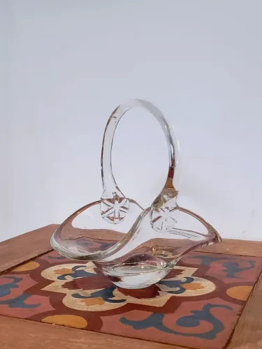 cestinha de mesa em MURANO Peça delicada linda decoração anos 70 antigo antiquario