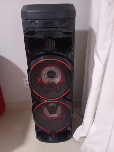 Caixa de Som Bluetooth LG XBOOM RNC9 2000W